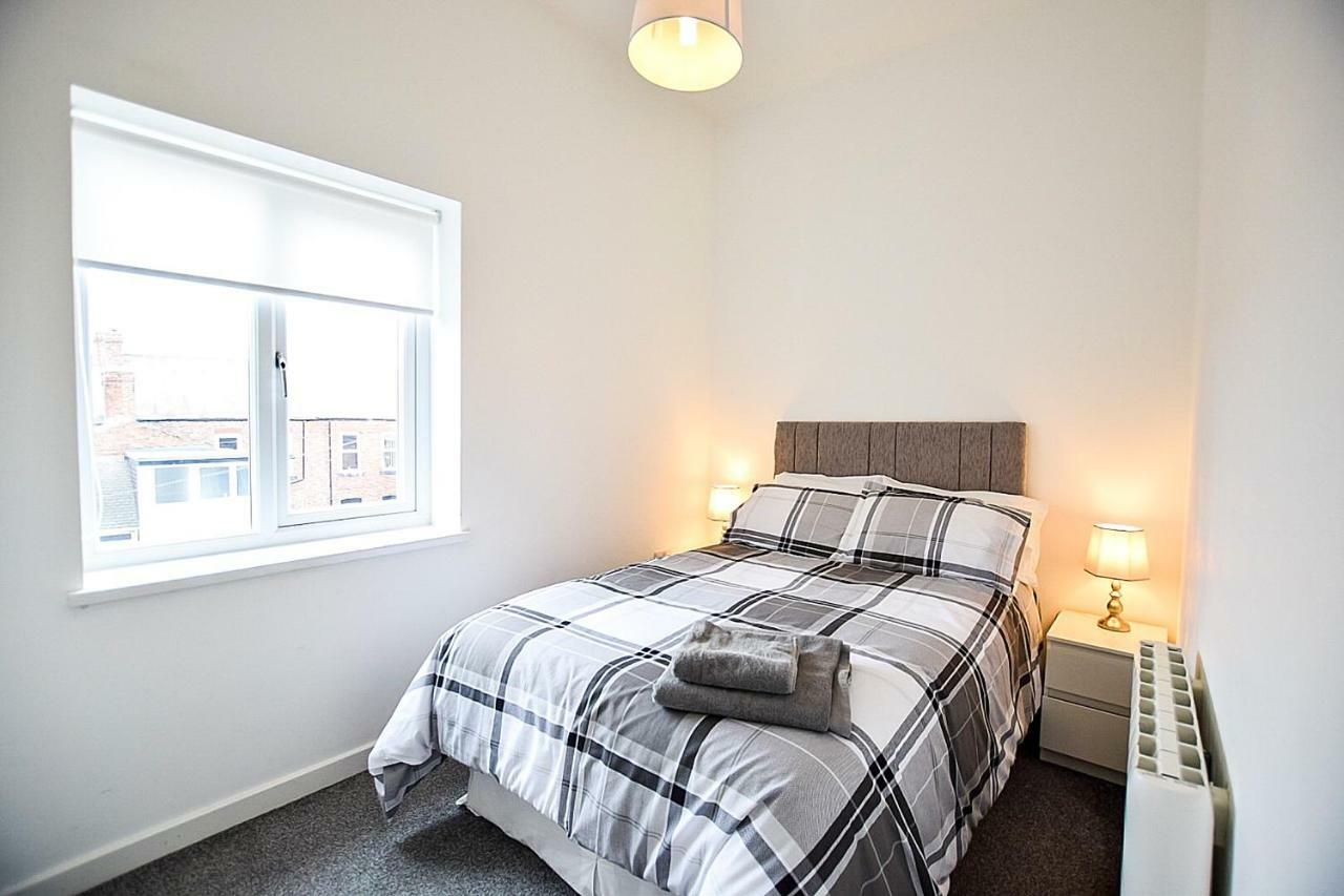 Sunderland Short Stays 2 Bedroom Apartment Free Parking Fulwell Sr6 Exterior photo